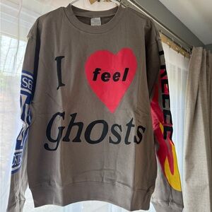I Feel Ghosts Graphic Crewneck Sweater - Gray with Red Heart NAGRI Men’s Small